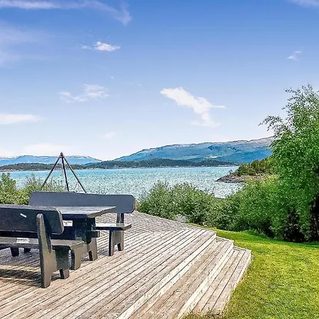 4 Bedroom Gorgeous In Bjoa