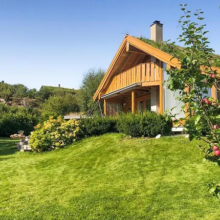 4 Bedroom Gorgeous In Bjoa *